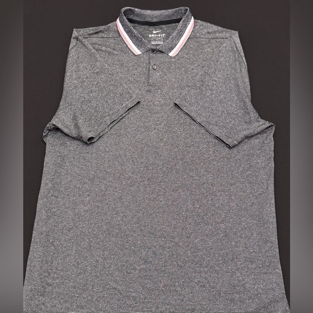 Nike Men's Black and White Striped Polo Shirt